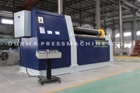 Machine à rouler la tôle CNC à 4 rouleaux W12-30x3000 facile à utiliser