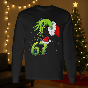 Camiseta de manga larga con diseño navideño de Six Seven 67 Meme Xmas - Product Image 3