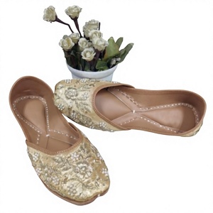 Eco-Friendly BS INTERNATIONAL Female Traditional Rajasthani Shoes Cow Leather Customizable Design Floral Pattern Flat Heel - Product Image 5