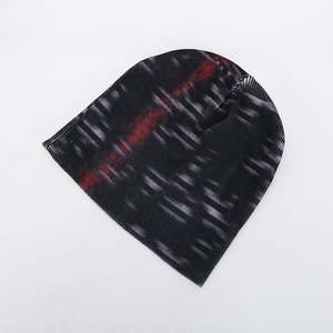 Gorro de esquí con imagen acrílica de alta calidad Unisex, etiqueta tejida de punto impresa teñida personalizada, gorro con letras para viajes en la playa de invierno - Product Image 2