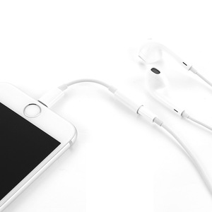 Apple 8 X iPhone 7 Câble adaptateur de casque audio simple de 3.5mm pour écouter de la musique - Product Image 4