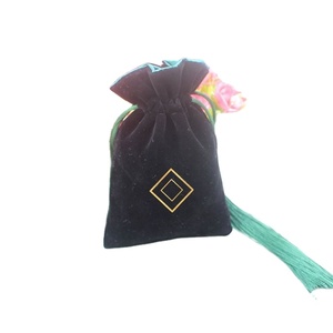 Wholesale Eco-Friendly Velvet <b>Cloth</b> Jewelry Pouches Soft Drawstring Bracelet <b>Bags</b> with Custom Logo Packaging - Product Image 1