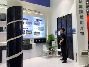 Panneaux solaires CIGS flexibles à film mince 340w 350w 360w 370w 380w 390w <span class=keywords><strong>pour</strong></span> camping-car, fourgon aménagé - Product Image 5