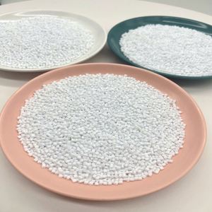 เม็ดพลาสติก PET เกรดอาหารสำหรับบรรจุขวด ความหนืด IV0.80 0.84 0.85 โพลีเอสเตอร์พลาสติกเม็ดพลาสติก PET บริสุทธิ์ - Product Image 2