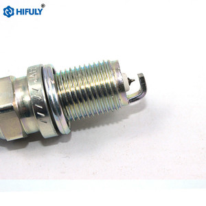 Hifuly 700500155 Bujias iridium 370701002 pour TOYOTA Yaris Vitz <span class=keywords><strong>bougie</strong></span> d'allumage de voiture 2756 bougies d'allumage BKR6E-11 BKR6EIX-11 - Product Image 3