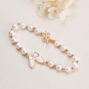 Bracelet en perles de montagne de Zhuji, vente en gros de bijoux, bracelet papillon Beimu, bracelet en perles d'eau douce véritable fait à la main, plaqué or cuivre - Product Image 2