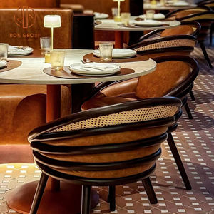 Boutique Hotel Restaurant Set Sofá <span class=keywords><strong>de</strong></span> cuero curvo Mesa redonda compacta Sillas traseras texturizadas Muebles - Product Image 4