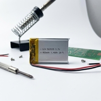 Spesifikasi 502535 3.7V 400mAh Baterai Ultra-tipis Semi-solid State LiNiMnCoO2 500 Siklus 32g untuk Perangkat Elektronik Kecil