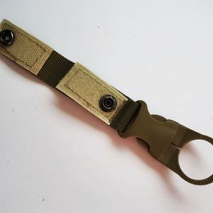 Porte-clés tactique de haute qualité avec boucle pour équipement tactique et sangle en toile - Product Image 3