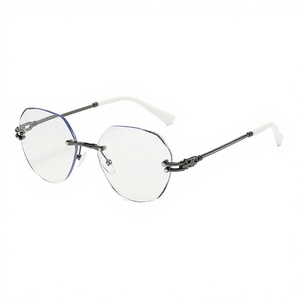2025 Cross-Border Personality Leopard Metal Legs Oval Fashion Rimless UV400 PC Lenses & Frame Unisex <b>Sunglasses</b> - Product Image 4