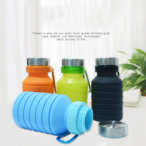Bouteille d'eau pliable en silicone sans BPA de 550 ml pour enfants avec couvercle et crochet – Vente en gros à prix réduit - Product Image 2