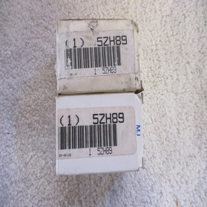 NIB リレー 10A MJN3CNAC120 5ZH89 2 個入り - Product Image 1