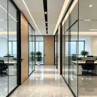 Nouvelle conception de cloisons de bureau modernes en verre avec cadre en aluminium pour bâtiments de bureaux et écoles