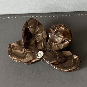 Pinza de pelo femenina templada con diamante, nuevo clip de agarre de tiburón tridimensional de ciruela triangular de acetato con <span class=keywords><strong>delicadeza</strong></span> de vacaciones - Product Image 2