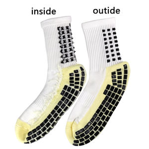 2023 nouveaux hommes femmes Double face adhésif sport Football chaussettes Silicone antidérapant poignée cyclisme sport Football chaussettes - Product Image 2