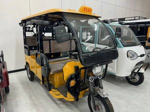 Venta Especial: Auto Rickshaw Tuk Tuk con Cabina Cerrada, <span class=keywords><strong>Taxi</strong></span> de Pasajeros para el Mercado de África y Asia - Product Image 5