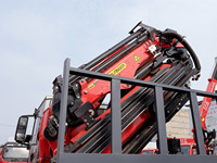 Camion lourd Shacman X3000 F3000 8x4 avec grue montée Palfinger, grue à flèche articulée hydraulique de 30 tonnes
