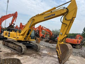 Listo para enviar: excavadora Komatsu PC460LC-8 de segunda mano de alta calidad, la opción más rentable y competitiva para la venta. - Product Image 3