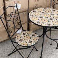 Mobilier d'extérieur pliable en métal et fer ensemble de bistro pour patio table et chaise en mosaïque ensemble de table à manger 2 places