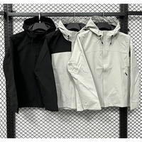 Blouson Bomber Homme Imperméable et Coupe-Vent Personnalisé avec Logo Imprimé par Décharge, Coupe Slim Sportive, en Tissu Spandex/Nylon pour Activités de Plein Air