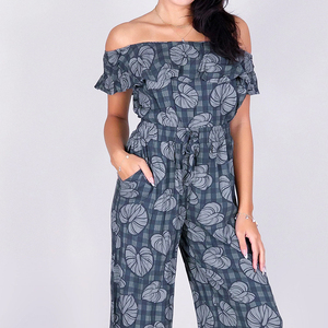 Combinaison pour femme sans bretelles, cintrée à la taille, à imprimé hawaïen, conçue sur mesure, en rayonne de haute qualité - Product Image 4