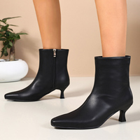 Bottines noires pour femmes à bout pointu et talon chaton avec fermeture éclair latérale – Élégantes bottes habillées pour l'automne, l'hiver, le bureau et les soirées