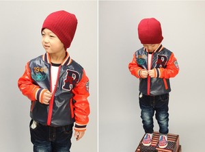 Venta al por Mayor en Línea de Ropa Infantil, Abrigos Casuales de Manga Larga con Letras Estampadas para Niños, de Fábrica China - Product Image 6