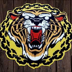 <span class=keywords><strong>Alfombra</strong></span> personalizada troquelada Anime creativo abstracto Animal cabeza de dibujos animados diseño <span class=keywords><strong>alfombra</strong></span> con logotipo de mechones <span class=keywords><strong>alfombra</strong></span> personalizada con pata de oso - Product Image 5