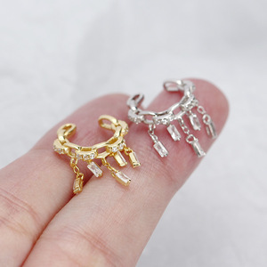 Gioielli di moda all'ingrosso orecchini in argento 925 gioielli 18K placcato oro con nappa orecchini a cerchio per le donne - Product Image 4