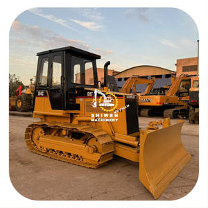 Miniexcavadora Usada Original Japonesa de Alta Calidad CAT D4C, Tamaño Pequeño para Áreas Estrechas, Limpieza de Terrenos, Motor Pequeño - Product Image 1