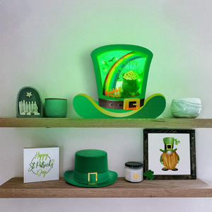 Ornement de table pour la Saint-Patrick, chapeau de trèfle en bois éclairé par LED, centre de table porte-bonheur pour la table à manger, vaisselle et décorations de fête - Product Image 4