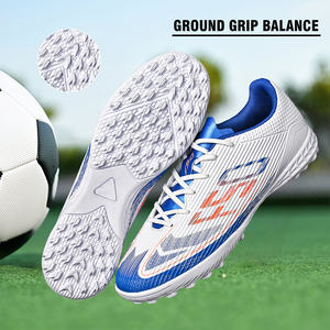 Vente en gros d'usine, personnalisation <span class=keywords><strong>de</strong></span> nouvelles chaussures <span class=keywords><strong>de</strong></span> <span class=keywords><strong>football</strong></span> TF avec crampons pour une meilleure adhérence et une protection efficace <span class=keywords><strong>de</strong></span> la cheville - Product Image 1