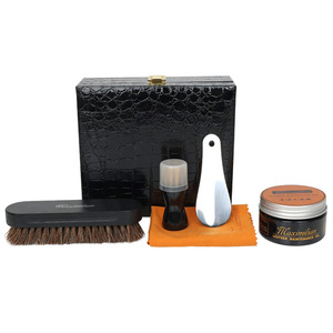 Kit de Cuidado de Zapatos de Cuero de 6 Piezas con Cepillo, Paño de Pulido, Calzador y Acondicionador para Cuero para Hombres - Product Image 4