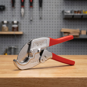 Cortador de Tubos de Aluminio Fundido a Presión de Grado Industrial con Mango de Acero para PVC de hasta 42 mm, Herramienta Manual Personalizable OEM para Trabajos Eléctricos - Product Image 3