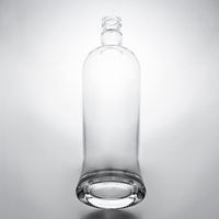 Botella de Licor Redonda Extra Alta de Vidrio Flint con Cierre Estilo Guala para Empaquetado y Personalización de Bebidas Espirituosas