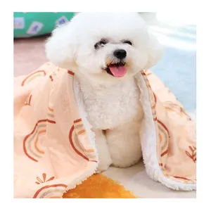 Aangepaste Ontwerp Gratis Schieten Comfort Vlakte Roze Fuzzy Wol Quilt Reizen Dutje Hoge Kwaliteit Dikke Zachte Pluche Hond Deken