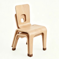 Chaise en bois pour tout-petits finition naturelle, tabouret en bois massif fait main pour salle de jeux, crèche, école maternelle, jardin d'enfants