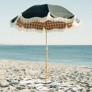 Parapluie de plage avec glands frange soleil macramé bohème frange en bois macramé Bali Boho extérieur personnalisé 7FT 7.5FT moderne