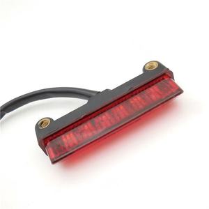 Accessoires pour motos, feu arrière LED pour moto, feu arrière LED de freinage pour vélo électrique, feu arrière LED pour scooter - Product Image 2