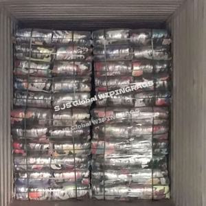 Trapos de Limpieza Industriales de Tela Reciclada de Colores, Trapos de Camiseta 100% Algodón, Resistentes al Agua y Aceite para Uso Industrial - Product Image 1