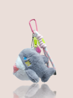 Porte-clés en peluche mignon en forme de requin, design anime, jouet en peluche à grande bouche, breloque cœur, pendentif de sac, doux, durable, portable
