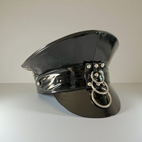 Chapeaux de fête gothiques punk en cuir verni noir avec triple anneau en O pour la vente en gros