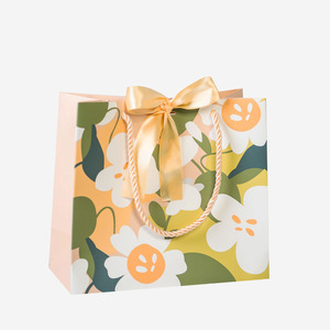 Festival de la mode Lafite Style sac cadeau sac de vêtements haut niveau d'apparence avec sac en papier cadeau prix de gros du Vietnam - Product Image 1