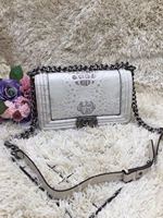 Sac à bandoulière en cuir de crocodile pour femme avec logo personnalisé, durable, portable, grande capacité, sac à main moderne à rabat