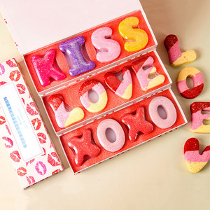 OEM/ODM Lot de 12 kits de soins de la peau biologiques colorés Offre Spéciale une marque privée pour le bain pour les couples et le plaisir - Product Image 1