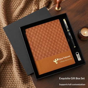 Set Regalo Agenda A5 Vintage <span class=keywords><strong>a</strong></span> <span class=keywords><strong>Quadretti</strong></span> con Logo Personalizzabile, Blocco Note in Carta Dowling, Cancelleria per Ufficio - Product Image 5