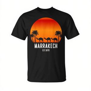Camiseta Marrakech Marruecos Negra Unisex para Adultos, Manga Corta, Cuello Redondo, Impresión Digital, Diseño de Atardecer con Camello - Product Image 2