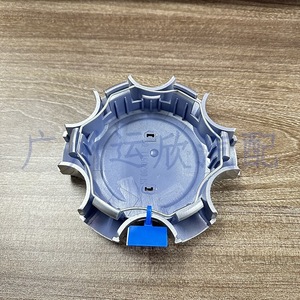Cache-roue Toyota Prado UZJ120 42603-60520 Standard Argent ABS - Product Image 2