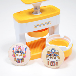 Machine à fabriquer des badges DIY, outil artisanal en plastique de 15 cm pour les projets scolaires d'art des enfants - Product Image 2