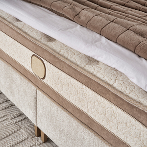 Base de Cama Moderna de Lujo Tapizada en Tela con Cabecera y Colchón Premium, Juego de Muebles para Dormitorio de Casa u Hotel, Base de Cama Moderna - Product Image 1